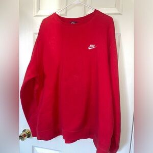 Nike crewneck sweatshirt/ pullover